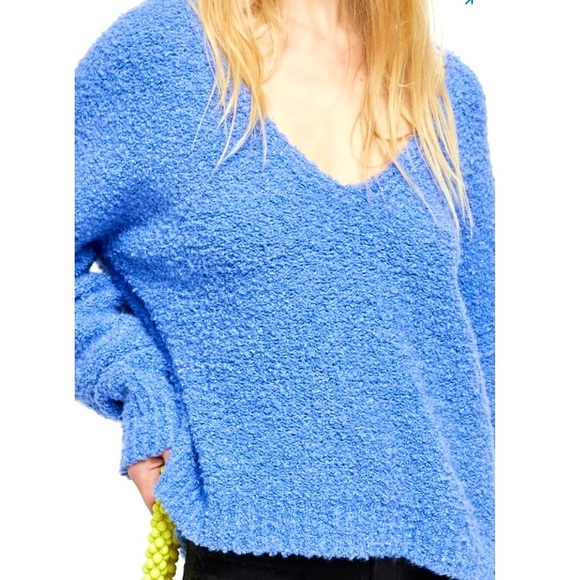 *NWT Finders Keepers Spring V-Neck Pullover Sweater. XL - Picture 8 of 12